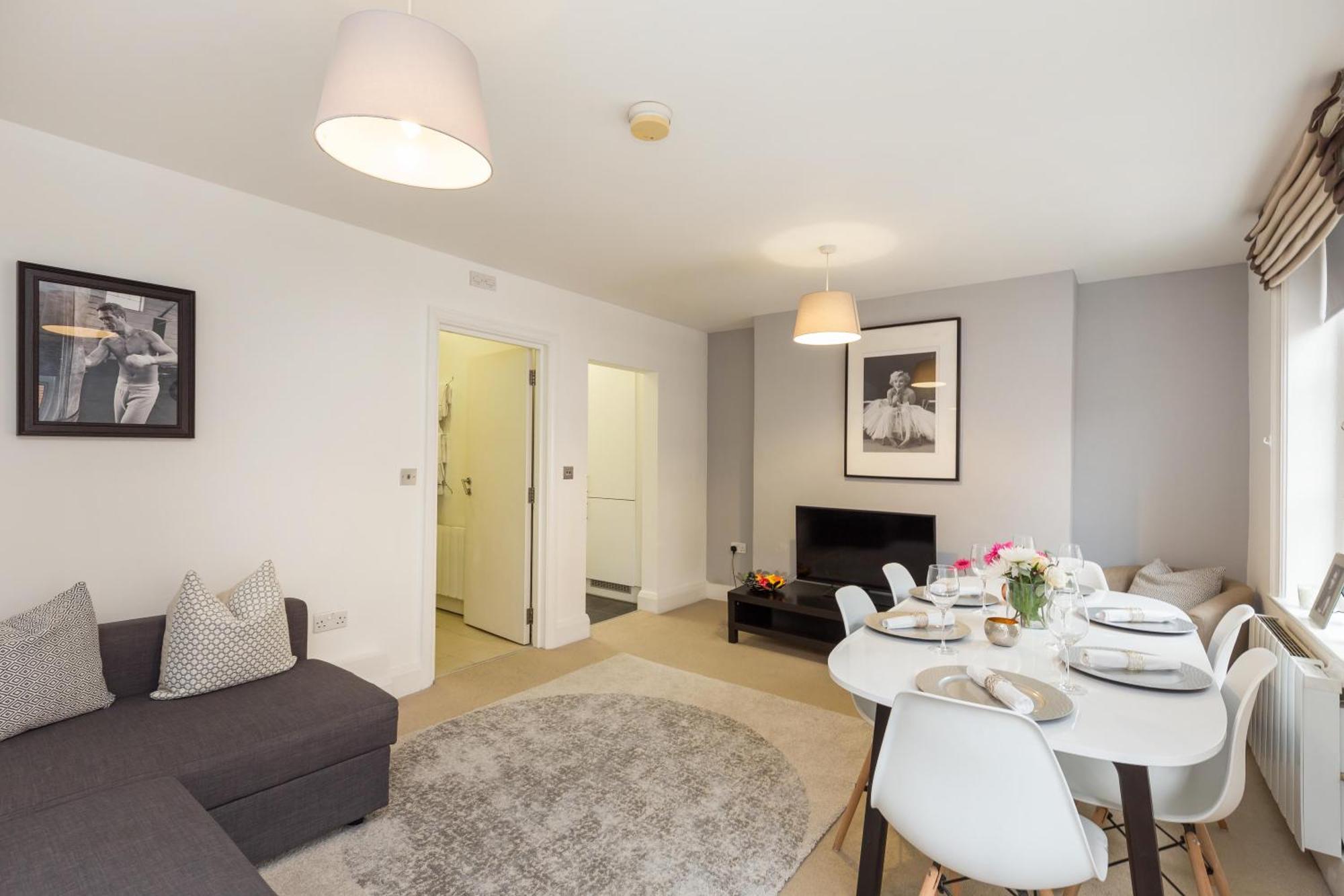 Picton 2Br Apartment - Prime Location & Comfort Лондон Екстериор снимка